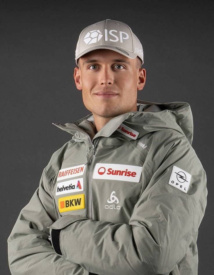 Portrait de Paul Stalder en veste Swiss-Ski